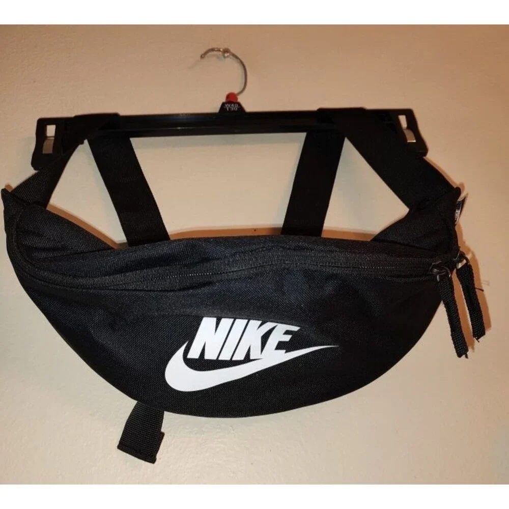 Men's Nike Heritage Fanny Pack Hip Waist Large Black Crossbody Belt Bag